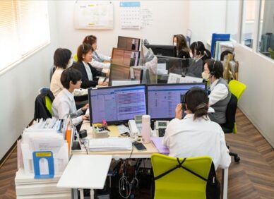 【山口市】タクシーの配車オペレーター（夜勤5勤2休）