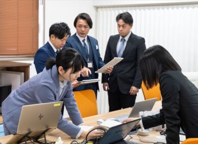 【下関市】新店舗の不動産営業パーソン募集！！中古住宅の買取再販事業で急成長の当社で地元に貢献してみませんか？　